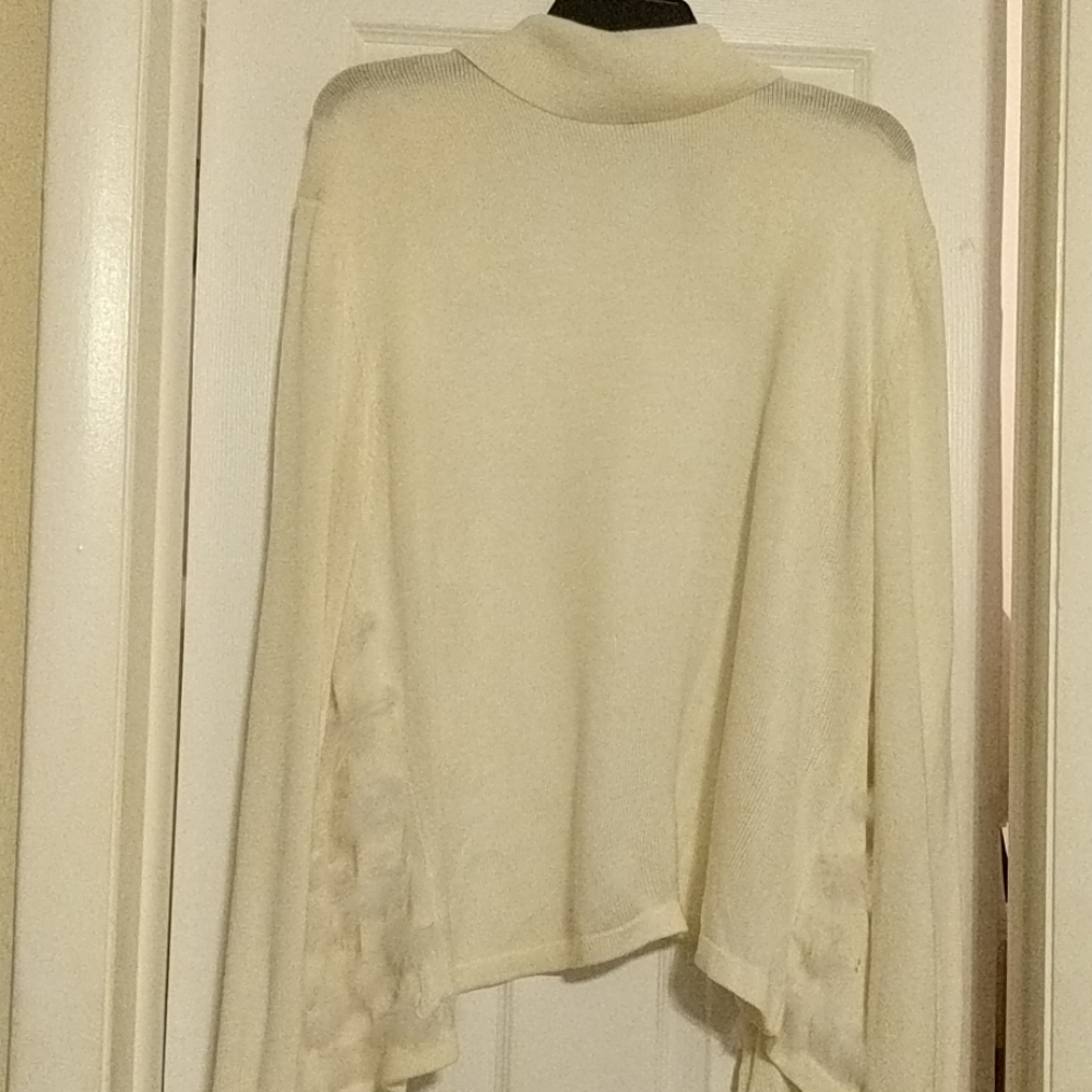 Clothes - Picture 2 of 2